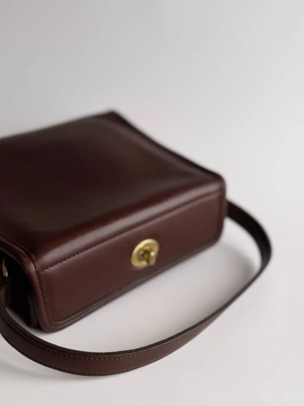 Vintage Coach 9043 Geometric Bag USA Mahogany Purse 1998